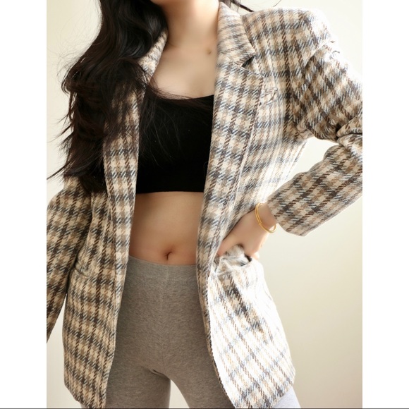 Vintage Houndstooth Blazer - Picture 2 of 12